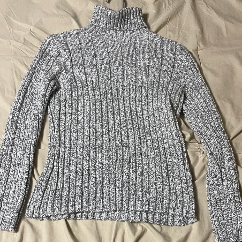 Carolyn Taylor Heather Gray Ribbed Turtleneck Sweater